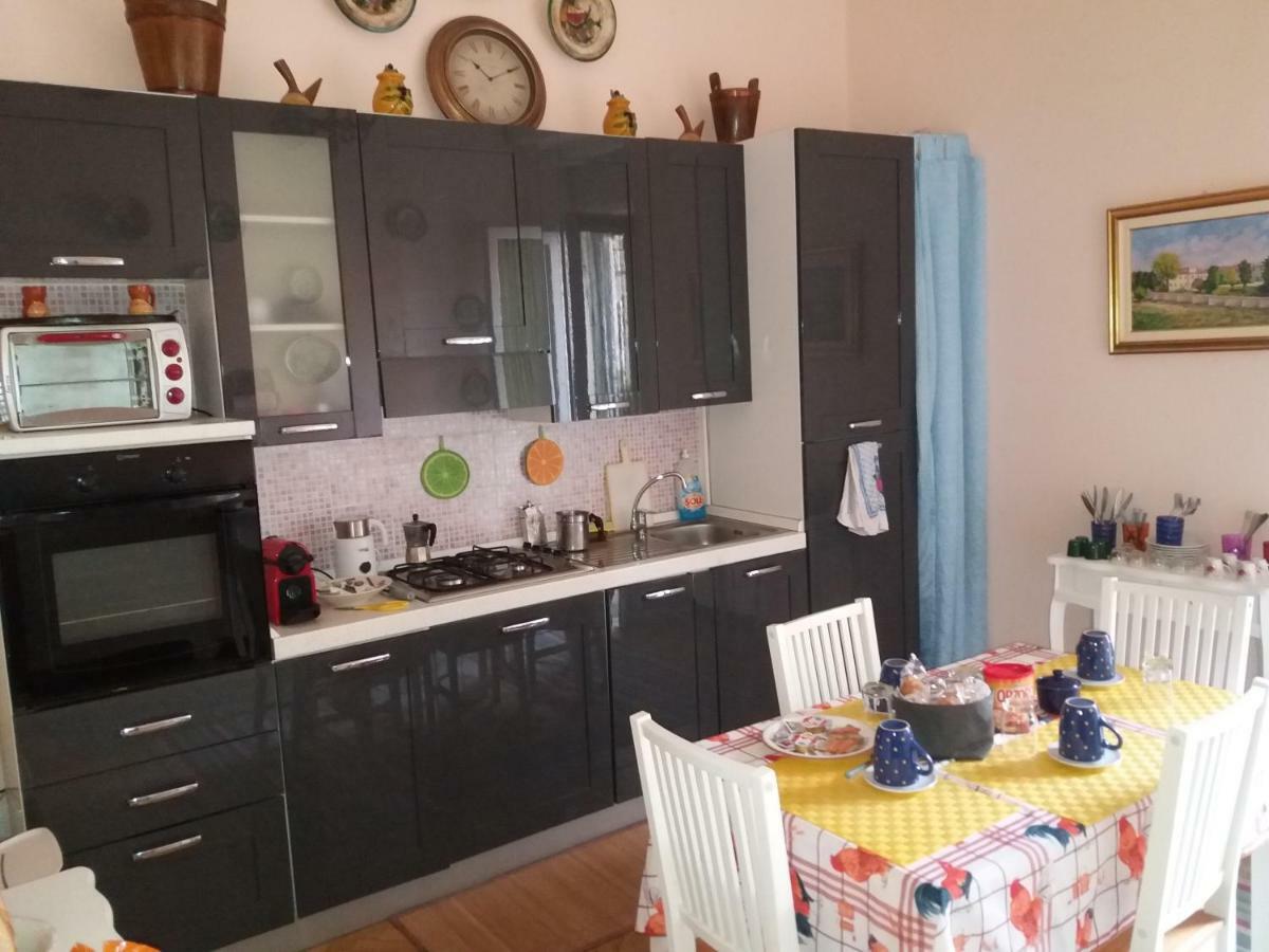 Da Selly Bed and Breakfast Mantova Exteriör bild