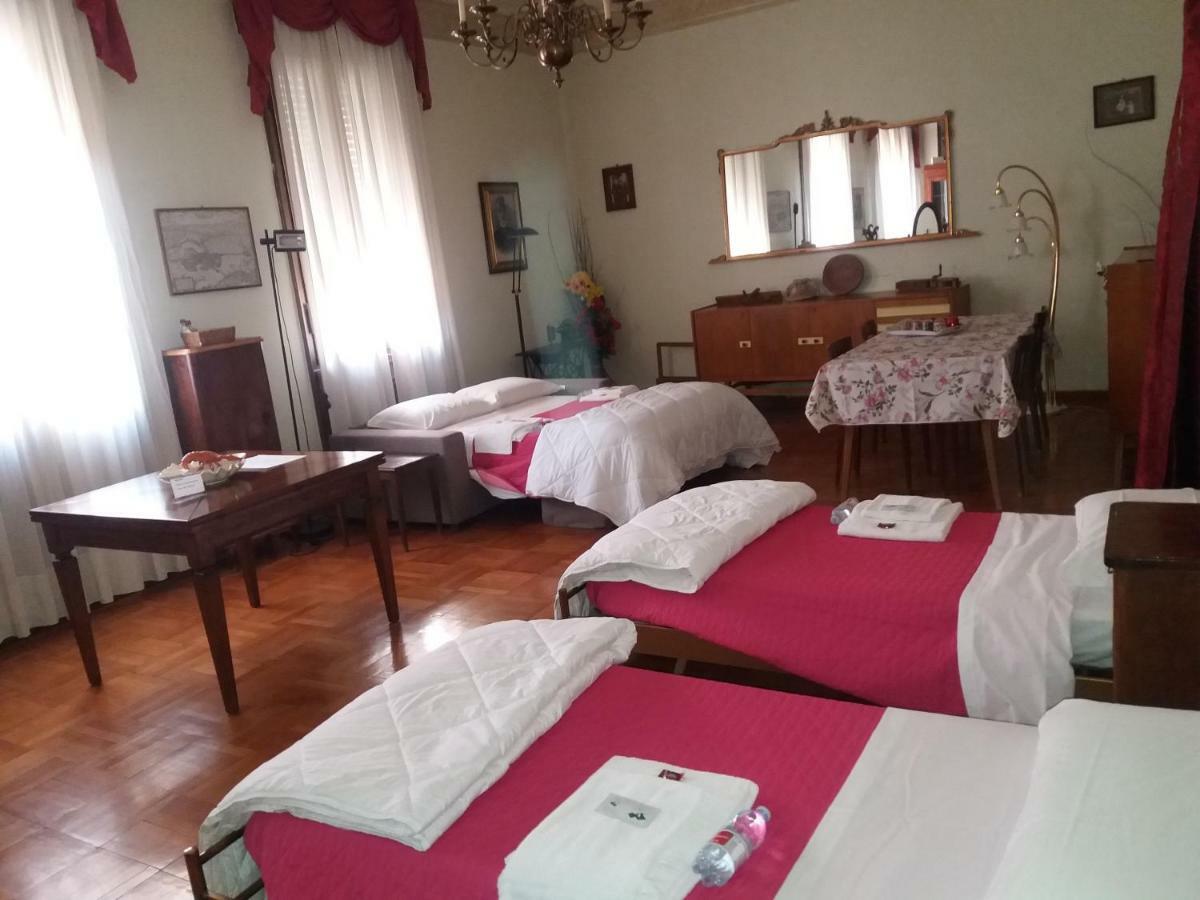 Da Selly Bed and Breakfast Mantova Exteriör bild